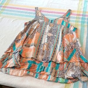 The Wow Now  Boho Paisley Great Colors for Spring Summer. size S